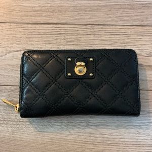 Marc jacobs leather quilted wallet black
